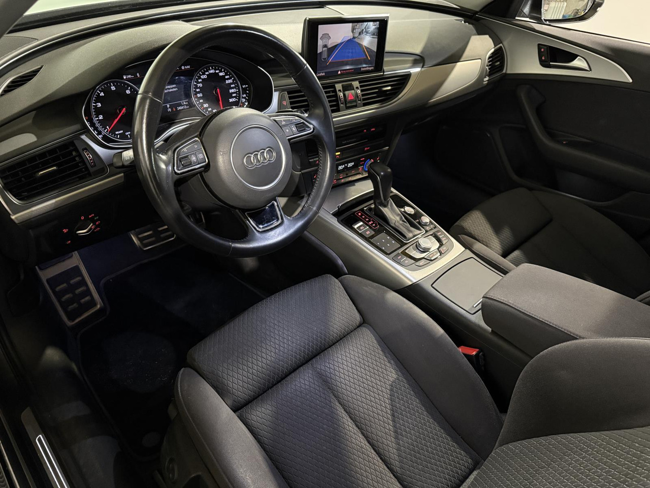 Audi | A6 Avant | 1.8 TFSI ultra Premium Edition | 2016 | 240.412 km | Automaat | L563VD | Geen oordeel - Легковой автомобиль: фото 4 Audi | A6 Avant | 1.8 TFSI ultra Premium Edition | 2016 | 240.412 km | Automaat | L563VD | Geen oordeel - Легковой автомобиль: фото 4