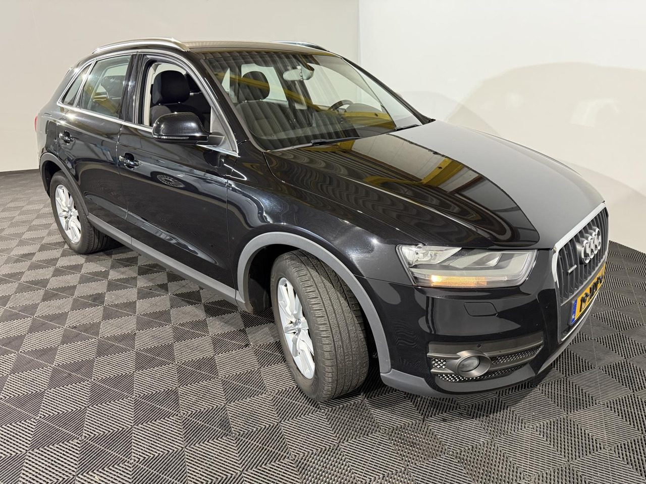 Audi | Q3 | 2.0 TFSI quattro Pro Line | 2012 | 204.122 km | 19XDP6 | Logisch - Внедорожник: фото 3 Audi | Q3 | 2.0 TFSI quattro Pro Line | 2012 | 204.122 km | 19XDP6 | Logisch - Внедорожник: фото 3