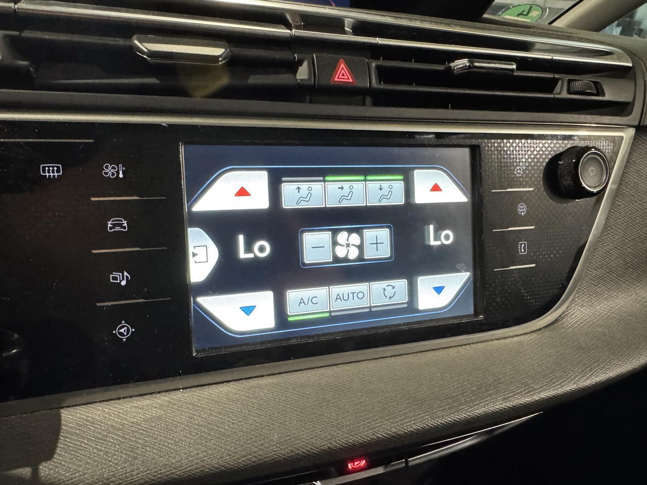 Citroen Grand C4 Picasso 1.6 THP Business 7P | 2014 | 143.151 km | 6-ZDX-65 - Легковой автомобиль: фото 4 Citroen Grand C4 Picasso 1.6 THP Business 7P | 2014 | 143.151 km | 6-ZDX-65 - Легковой автомобиль: фото 4