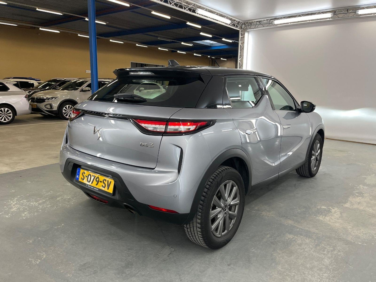 DS 3 1.2 PureTech Bastille | 2023 | 64.053 km | S079SV | NAP: Logisch - Внедорожник: фото 4 DS 3 1.2 PureTech Bastille | 2023 | 64.053 km | S079SV | NAP: Logisch - Внедорожник: фото 4