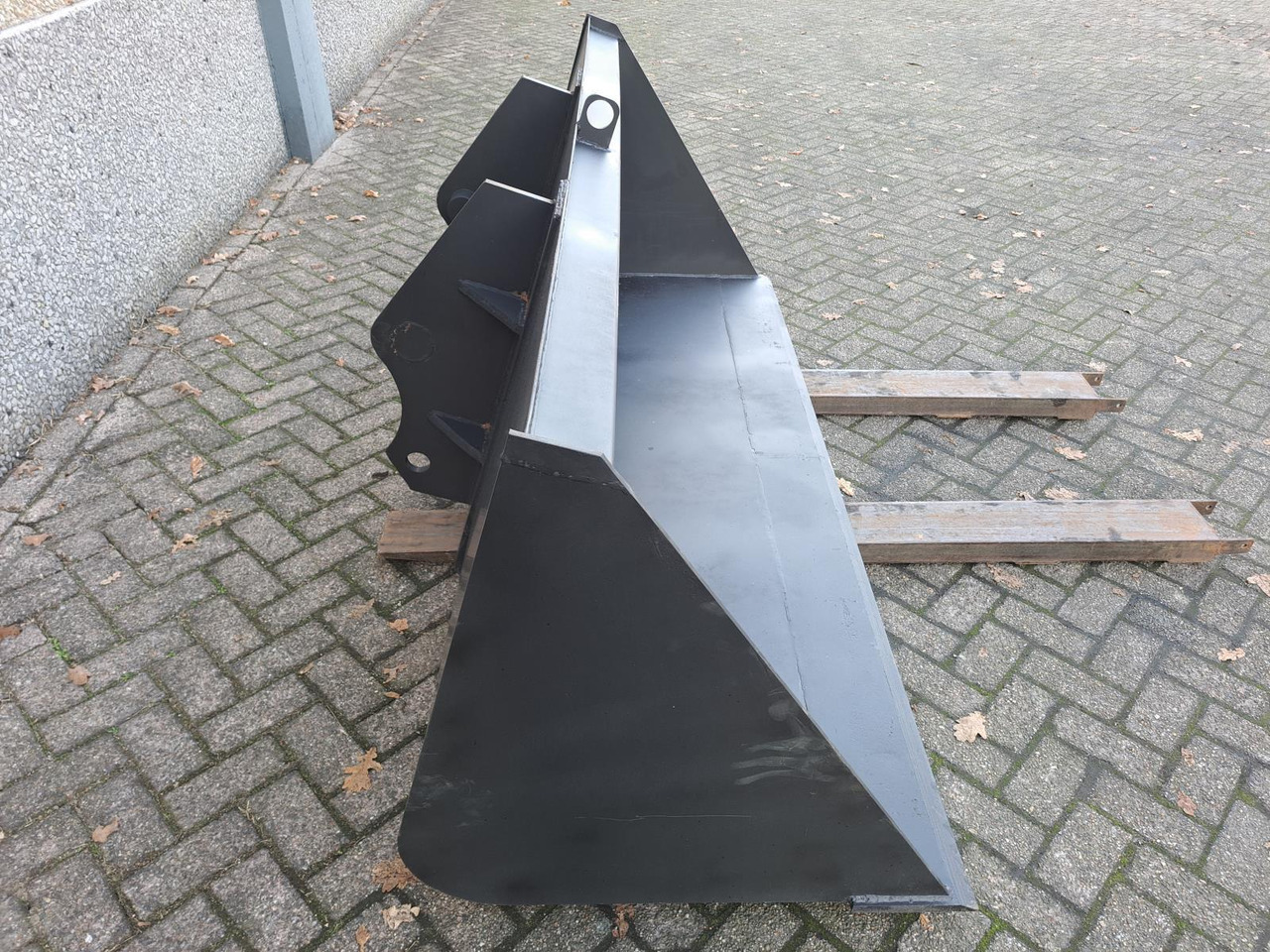 Grondbak t.b.v. Verreiker – Nieuw, Breedte 240 cm (1) - Ковш для погрузчика: фото 4 Grondbak t.b.v. Verreiker – Nieuw, Breedte 240 cm (1) - Ковш для погрузчика: фото 4