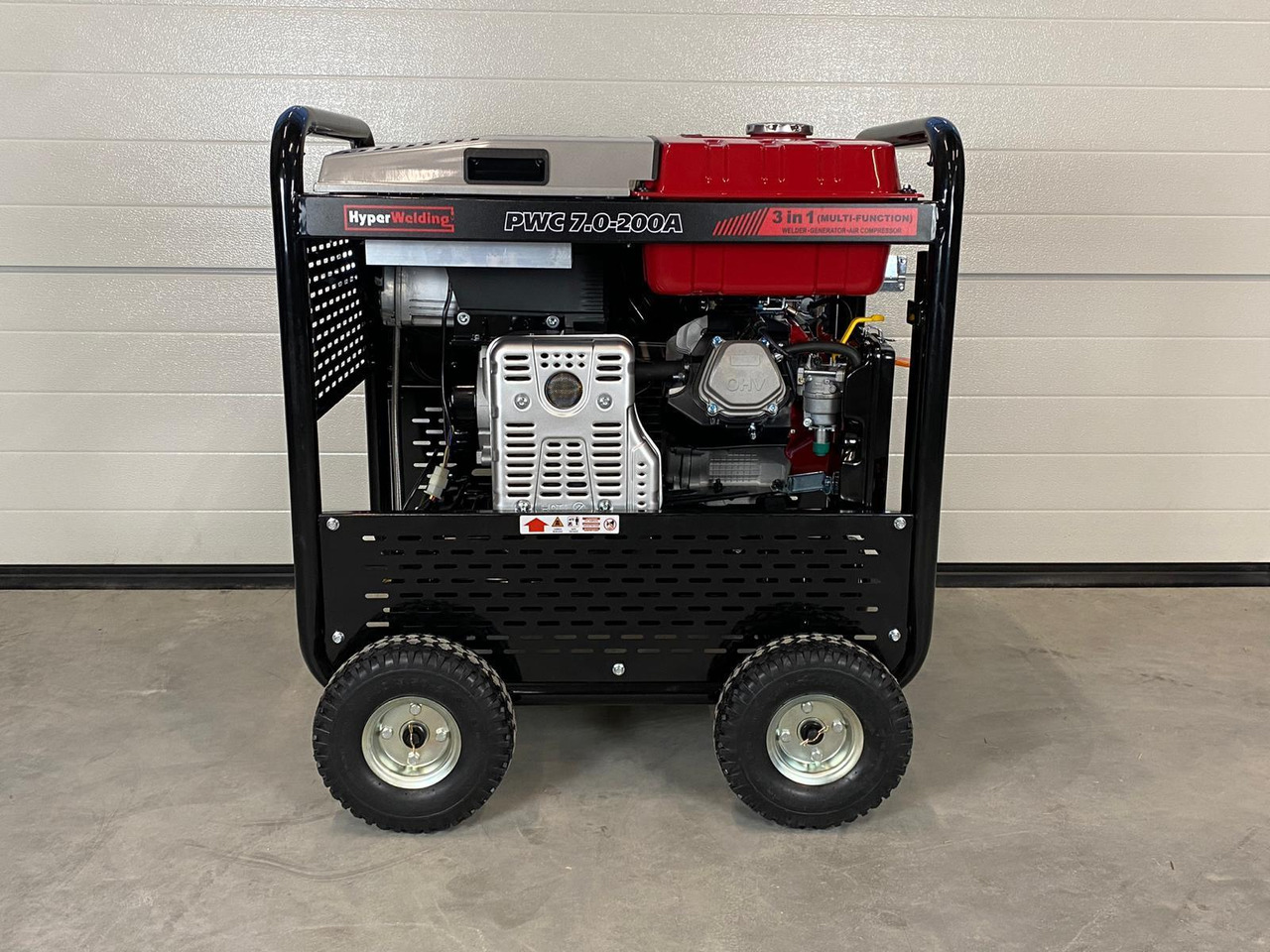 HyperWelding PWC7.0-200A 3 in 1 Multimachine (Generator, Lasapparaat en Luchtcompressor) - Оборудование для гаражей/ Мастерских: фото 4 HyperWelding PWC7.0-200A 3 in 1 Multimachine (Generator, Lasapparaat en Luchtcompressor) - Оборудование для гаражей/ Мастерских: фото 4