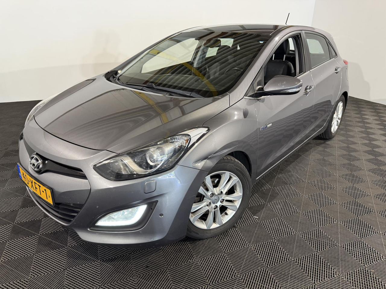 Хэтчбек Hyundai | i30 | 1.6 GDI i-Catcher | 2012 | 287.418 km | 40XFT1 | Logisch: фото 1