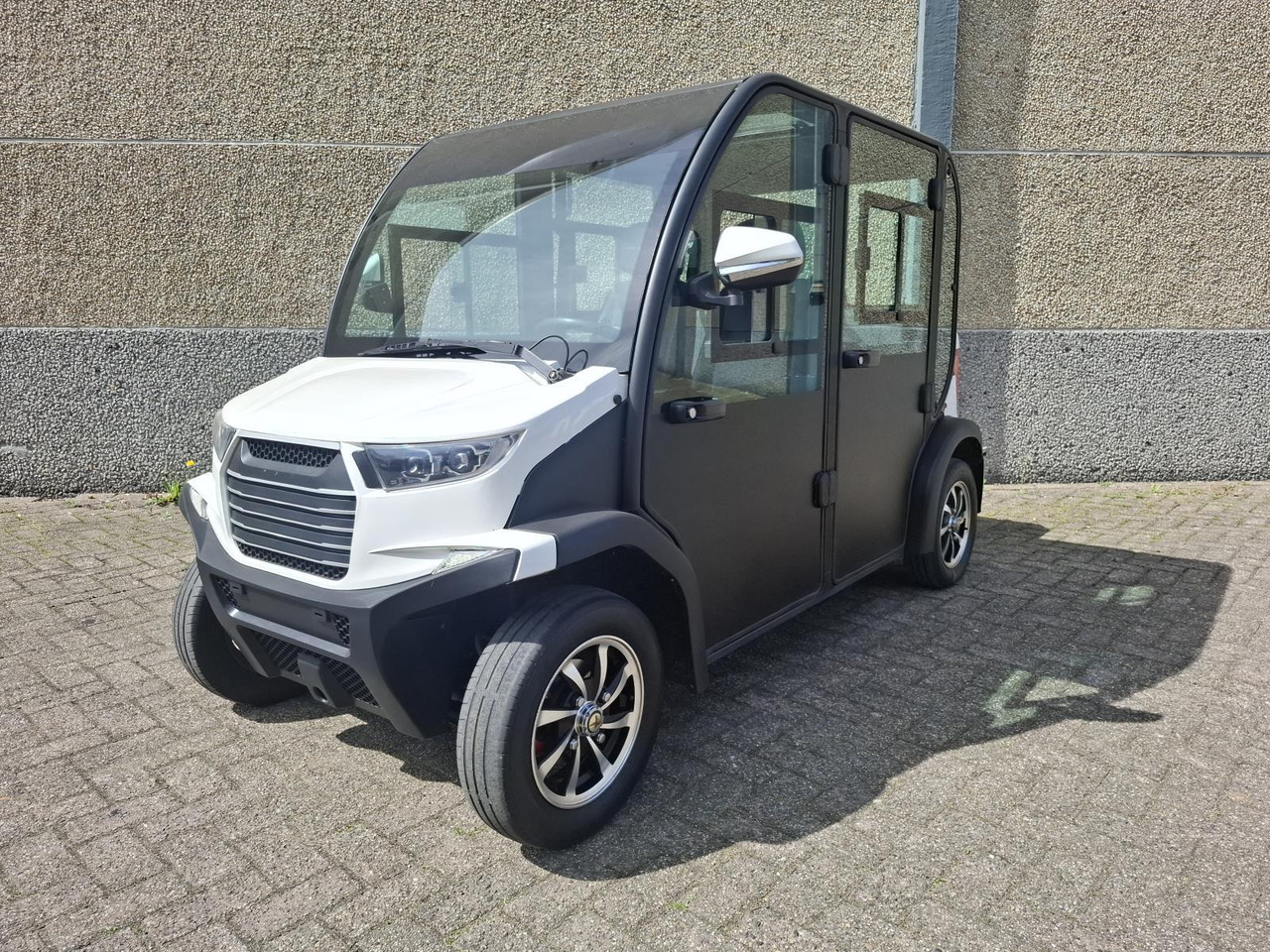 Гольф-кар Italcar L4S E-Shuttle 4-zits Elektrische Golfkar H-368-PB: фото 1