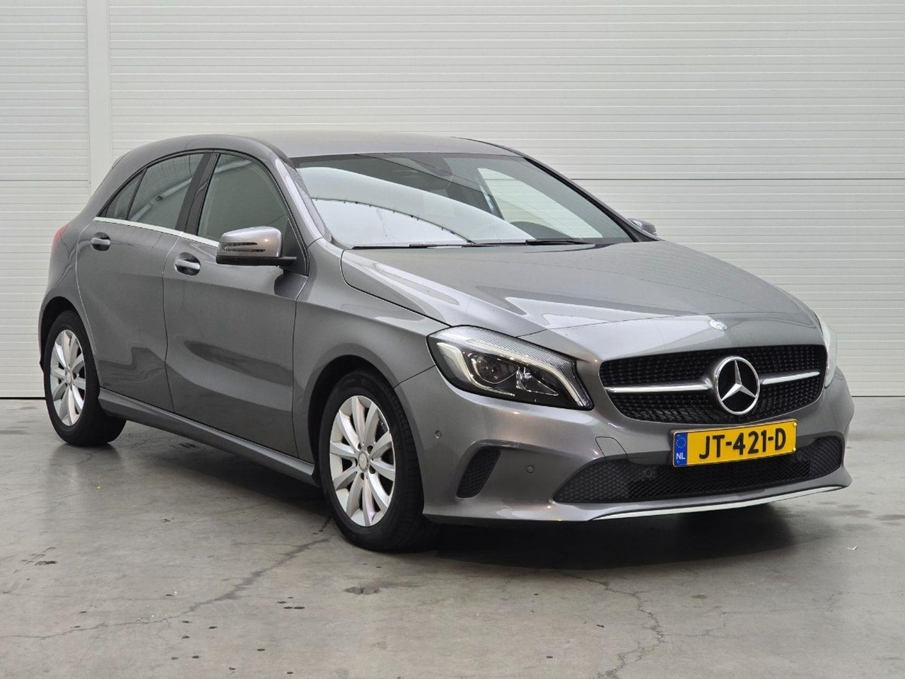 Mercedes-Benz A-klasse 180 d Lease Edition | 2016 | 231.875 km | Automaat | JT421D | NAP: Logisch - Хэтчбек: фото 2 Mercedes-Benz A-klasse 180 d Lease Edition | 2016 | 231.875 km | Automaat | JT421D | NAP: Logisch - Хэтчбек: фото 2