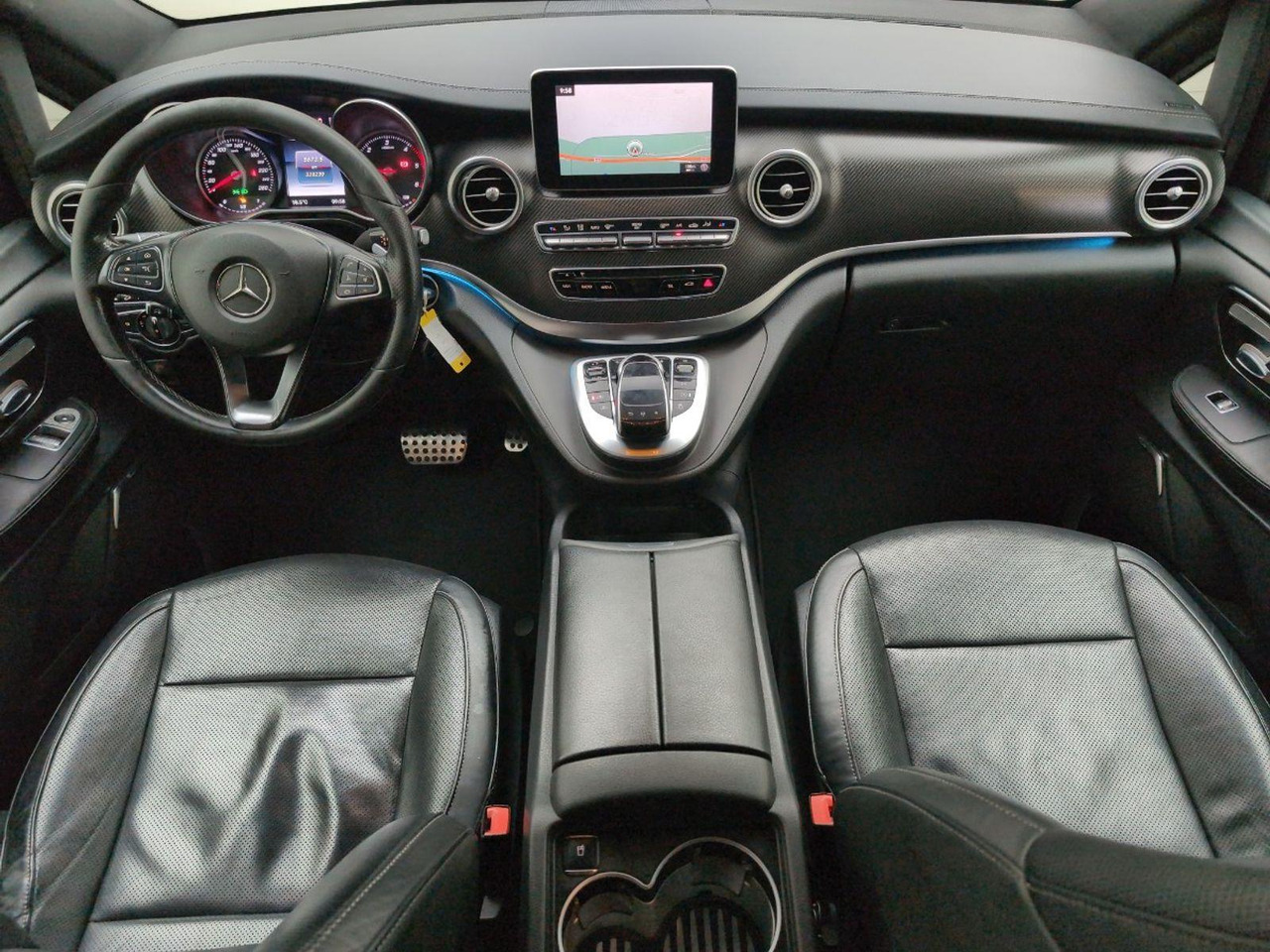 Mercedes-Benz V-klasse 250d 4 - MATIC Extra Lang DC Edition | 2016 | 328.239 km | Automaat | VX279H | NAP: Logisch - Грузопассажирский фургон: фото 5 Mercedes-Benz V-klasse 250d 4 - MATIC Extra Lang DC Edition | 2016 | 328.239 km | Automaat | VX279H | NAP: Logisch - Грузопассажирский фургон: фото 5