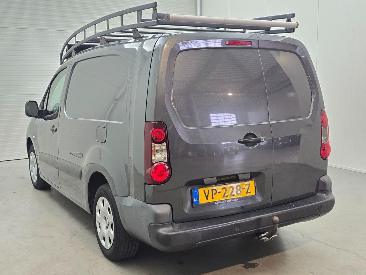 Peugeot Partner 122 1.6 HDi 90 L2 Première | 2015 | 169.353 km | VP228Z | NAP: Logisch - Легковой фургон: фото 3 Peugeot Partner 122 1.6 HDi 90 L2 Première | 2015 | 169.353 km | VP228Z | NAP: Logisch - Легковой фургон: фото 3