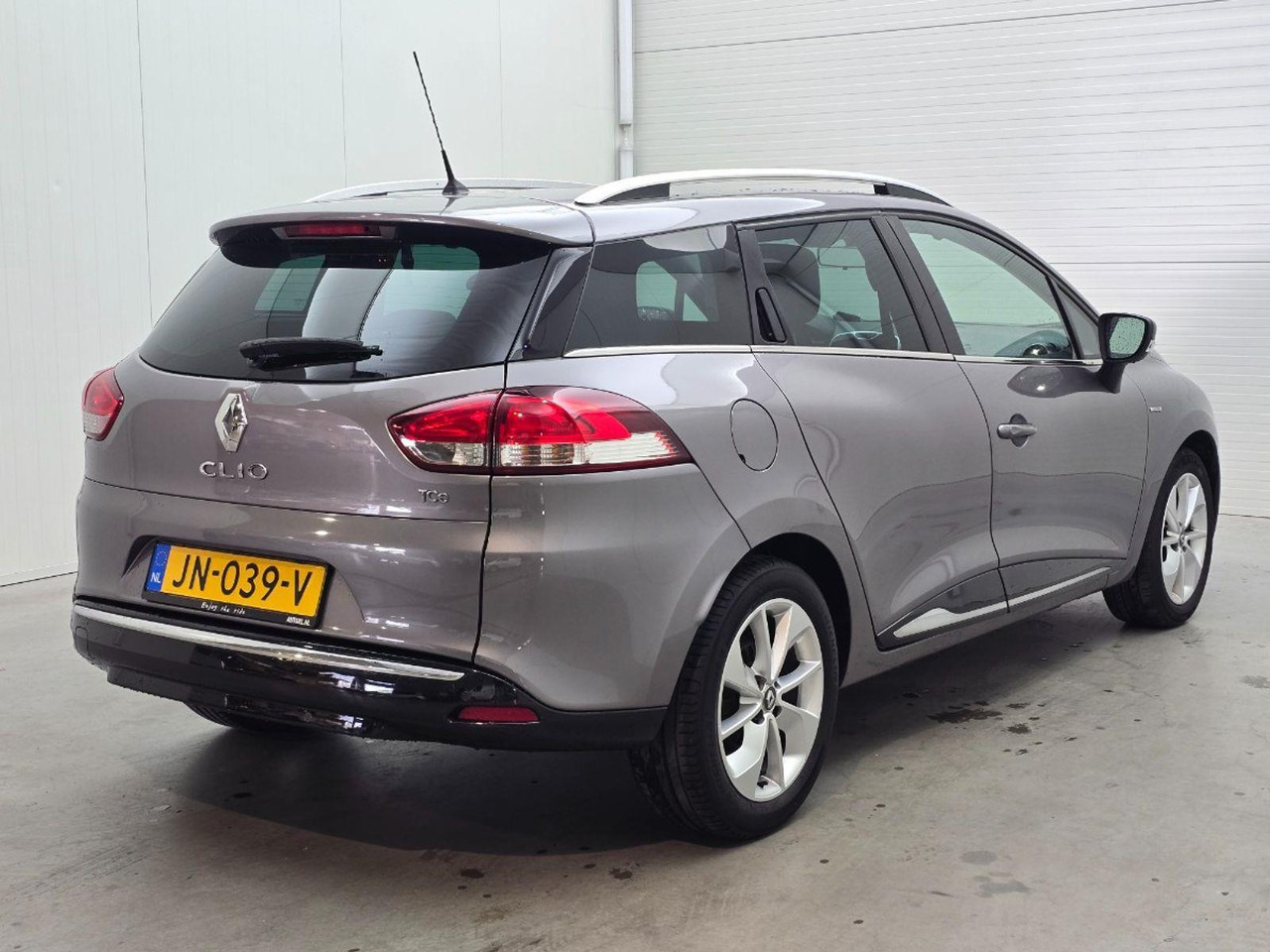 Renault Clio Estate 0.9 TCe Limited | 2016 | 152.751 km | JN039V | NAP: Logisch - Легковой автомобиль: фото 4 Renault Clio Estate 0.9 TCe Limited | 2016 | 152.751 km | JN039V | NAP: Logisch - Легковой автомобиль: фото 4