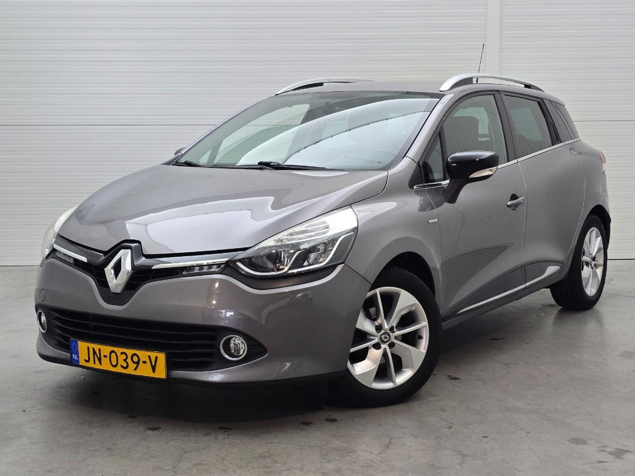 Renault Clio Estate 0.9 TCe Limited | 2016 | 152.751 km | JN039V | NAP: Logisch - Легковой автомобиль: фото 1 Renault Clio Estate 0.9 TCe Limited | 2016 | 152.751 km | JN039V | NAP: Logisch - Легковой автомобиль: фото 1