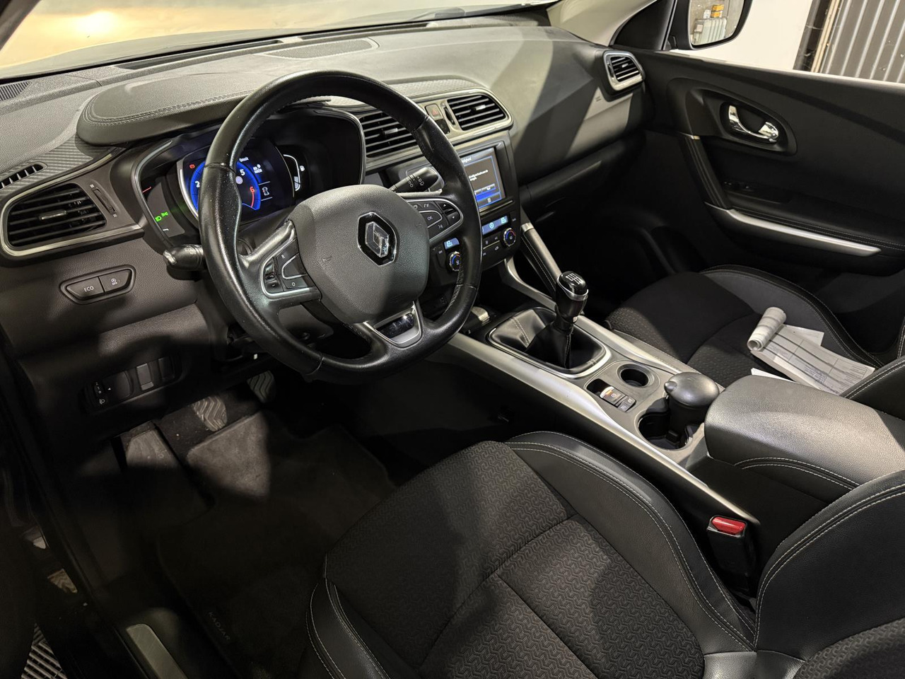 Renault | Kadjar | 1.2 TCe Intens | 2018 | 183.542 km | SB555X | Logisch - Внедорожник: фото 5 Renault | Kadjar | 1.2 TCe Intens | 2018 | 183.542 km | SB555X | Logisch - Внедорожник: фото 5