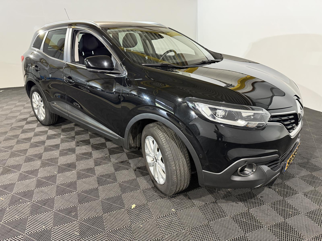 Renault | Kadjar | 1.2 TCe Intens | 2018 | 183.542 km | SB555X | Logisch - Внедорожник: фото 3 Renault | Kadjar | 1.2 TCe Intens | 2018 | 183.542 km | SB555X | Logisch - Внедорожник: фото 3