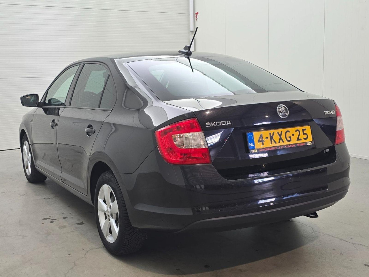 Skoda Rapid 1.2 TSI Greentech Ambition Businessline Plus | 2013 | 230.290 km | 4KXG25 | NAP: Logisch - Хэтчбек: фото 3 Skoda Rapid 1.2 TSI Greentech Ambition Businessline Plus | 2013 | 230.290 km | 4KXG25 | NAP: Logisch - Хэтчбек: фото 3