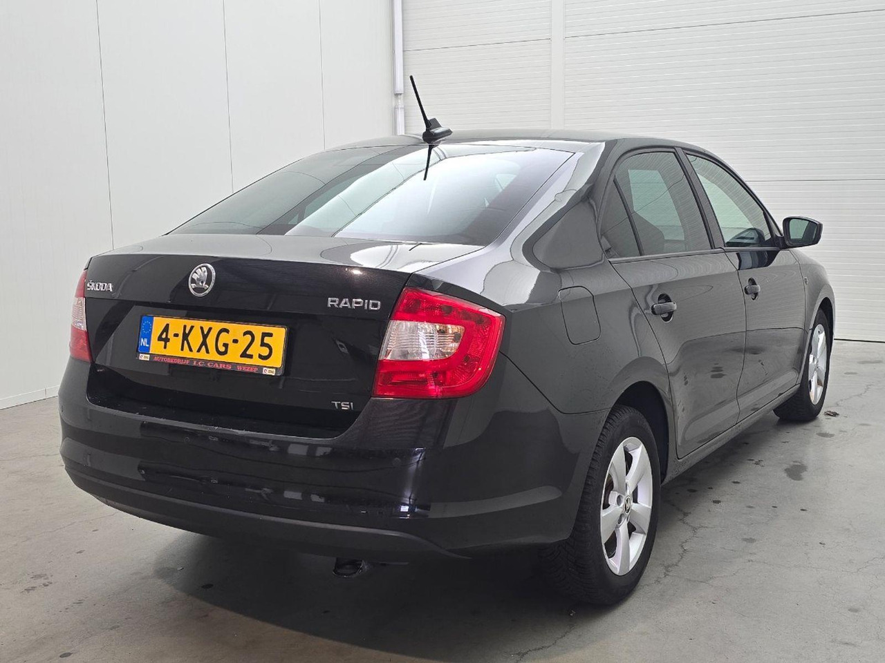 Skoda Rapid 1.2 TSI Greentech Ambition Businessline Plus | 2013 | 230.290 km | 4KXG25 | NAP: Logisch - Хэтчбек: фото 4 Skoda Rapid 1.2 TSI Greentech Ambition Businessline Plus | 2013 | 230.290 km | 4KXG25 | NAP: Logisch - Хэтчбек: фото 4