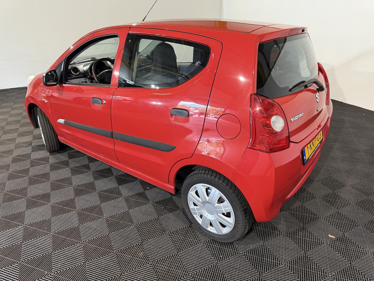 Suzuki Alto 1.0 Base | 2009 | 86.997 km | 1-KKP-03 - Хэтчбек: фото 3 Suzuki Alto 1.0 Base | 2009 | 86.997 km | 1-KKP-03 - Хэтчбек: фото 3