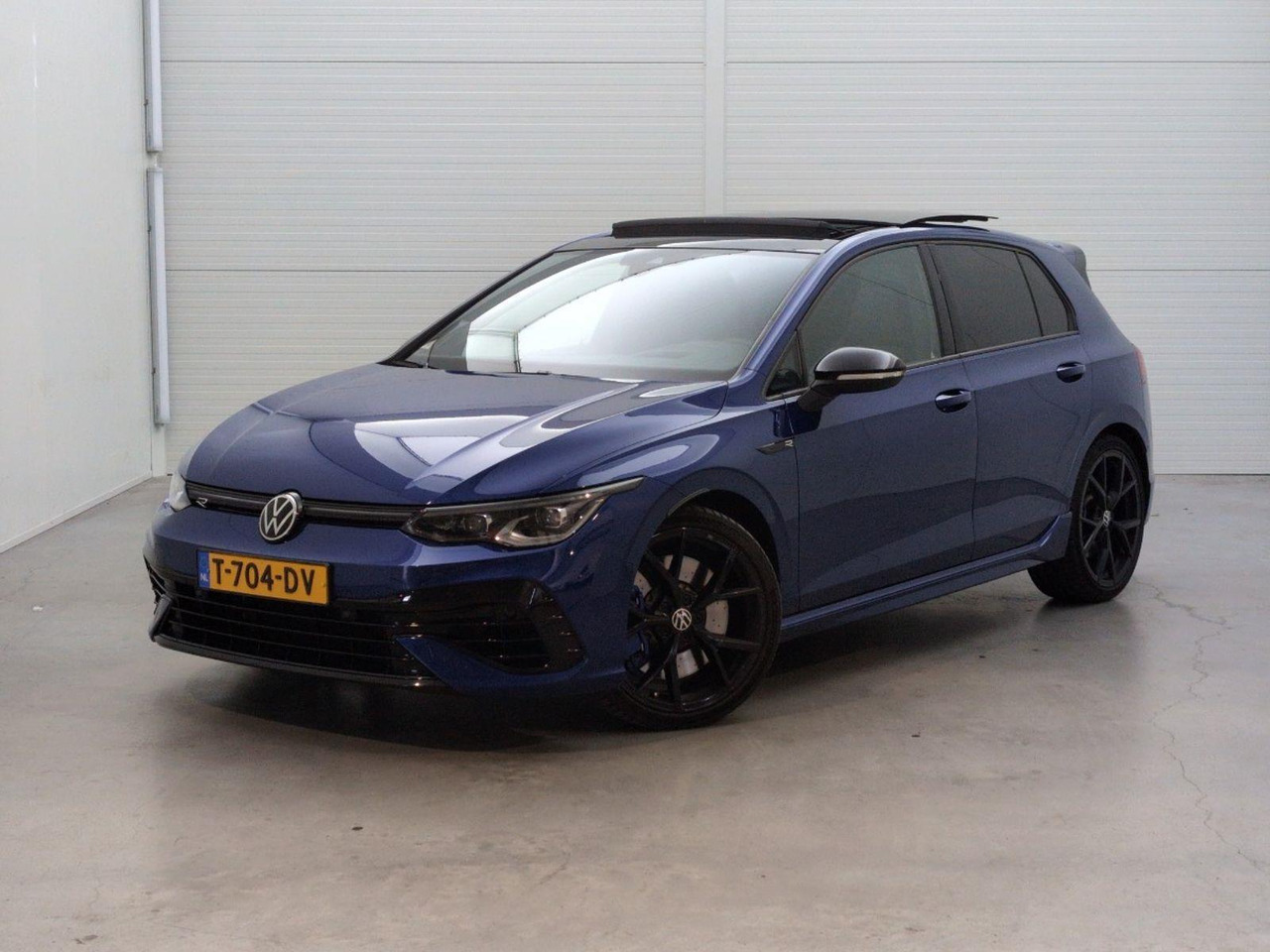 Volkswagen Golf 2.0 TSI R 4Motion | 2021 | 59.325 km | Automaat | T704DV | NAP: Geen oordeel - Хэтчбек: фото 1 Volkswagen Golf 2.0 TSI R 4Motion | 2021 | 59.325 km | Automaat | T704DV | NAP: Geen oordeel - Хэтчбек: фото 1