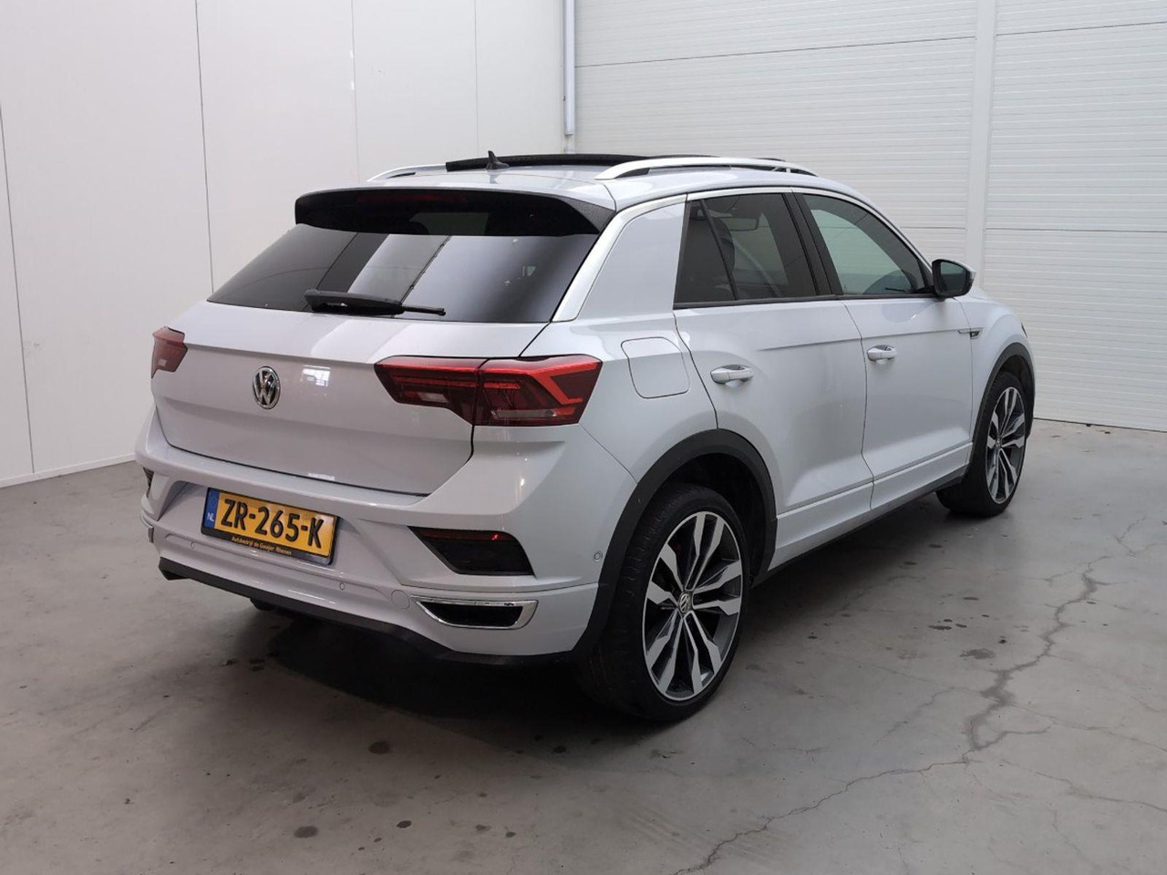 Volkswagen T-Roc 1.5 TSI Sport Business R | 2019 | 121.700 km | Automaat | ZR265K | NAP: Logisch - Внедорожник: фото 4 Volkswagen T-Roc 1.5 TSI Sport Business R | 2019 | 121.700 km | Automaat | ZR265K | NAP: Logisch - Внедорожник: фото 4