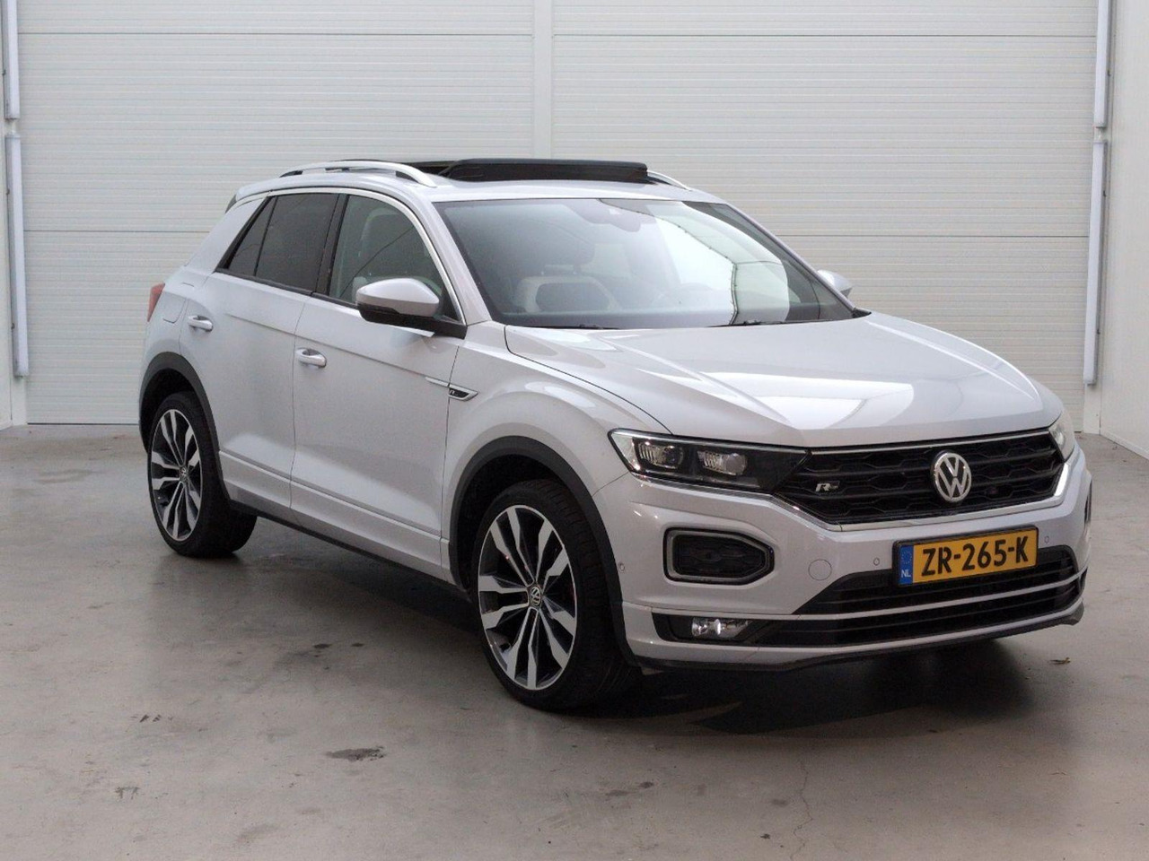Volkswagen T-Roc 1.5 TSI Sport Business R | 2019 | 121.700 km | Automaat | ZR265K | NAP: Logisch - Внедорожник: фото 2 Volkswagen T-Roc 1.5 TSI Sport Business R | 2019 | 121.700 km | Automaat | ZR265K | NAP: Logisch - Внедорожник: фото 2