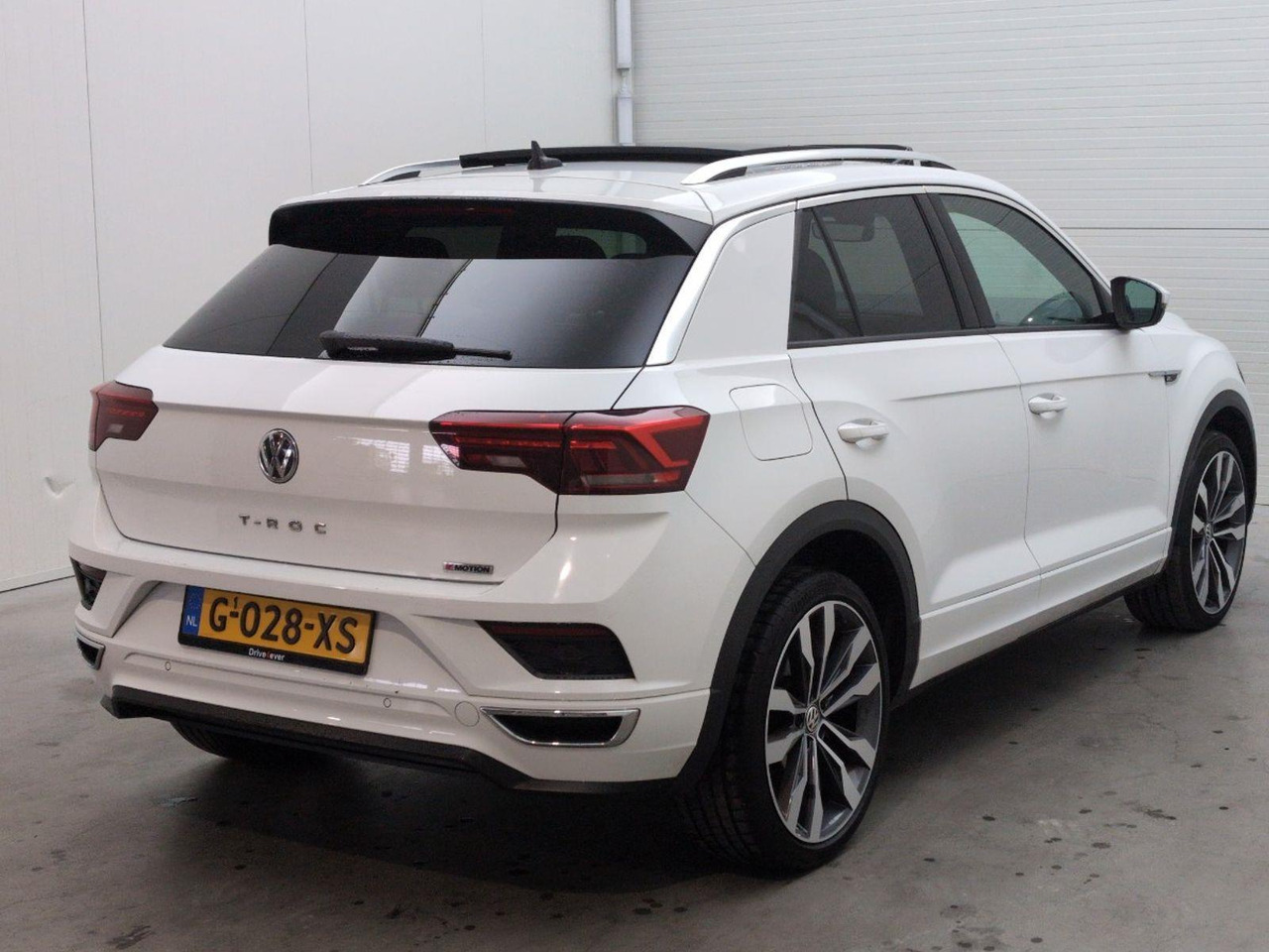 Volkswagen T-Roc 2.0 TSI 4Motion Sport Business R | 2019 | 123.691 km | Automaat | G028XS | NAP: Geen oordeel - Внедорожник: фото 4 Volkswagen T-Roc 2.0 TSI 4Motion Sport Business R | 2019 | 123.691 km | Automaat | G028XS | NAP: Geen oordeel - Внедорожник: фото 4