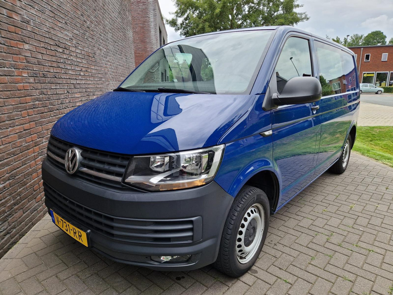 Volkswagen | Transporter | 2.0 TDI L1H2 Highline | 2018 | 251.292 km | V731RR | Logisch - Грузопассажирский фургон: фото 1 Volkswagen | Transporter | 2.0 TDI L1H2 Highline | 2018 | 251.292 km | V731RR | Logisch - Грузопассажирский фургон: фото 1