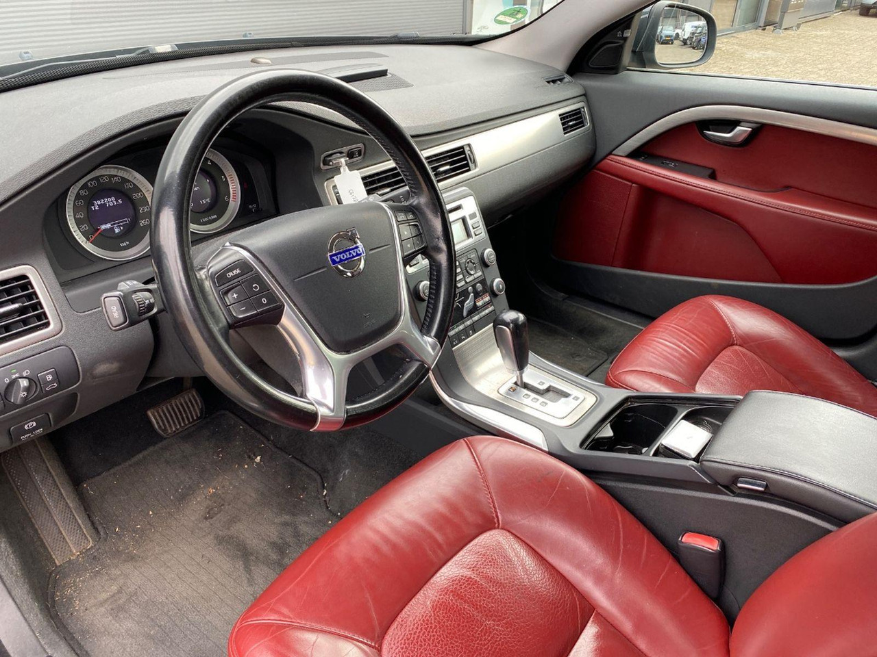 Volvo V70 2.0 D3 Summum | 2011 | 382.199 km | Automaat | GJ177J | NAP: Geen oordeel - Легковой автомобиль: фото 5 Volvo V70 2.0 D3 Summum | 2011 | 382.199 km | Automaat | GJ177J | NAP: Geen oordeel - Легковой автомобиль: фото 5