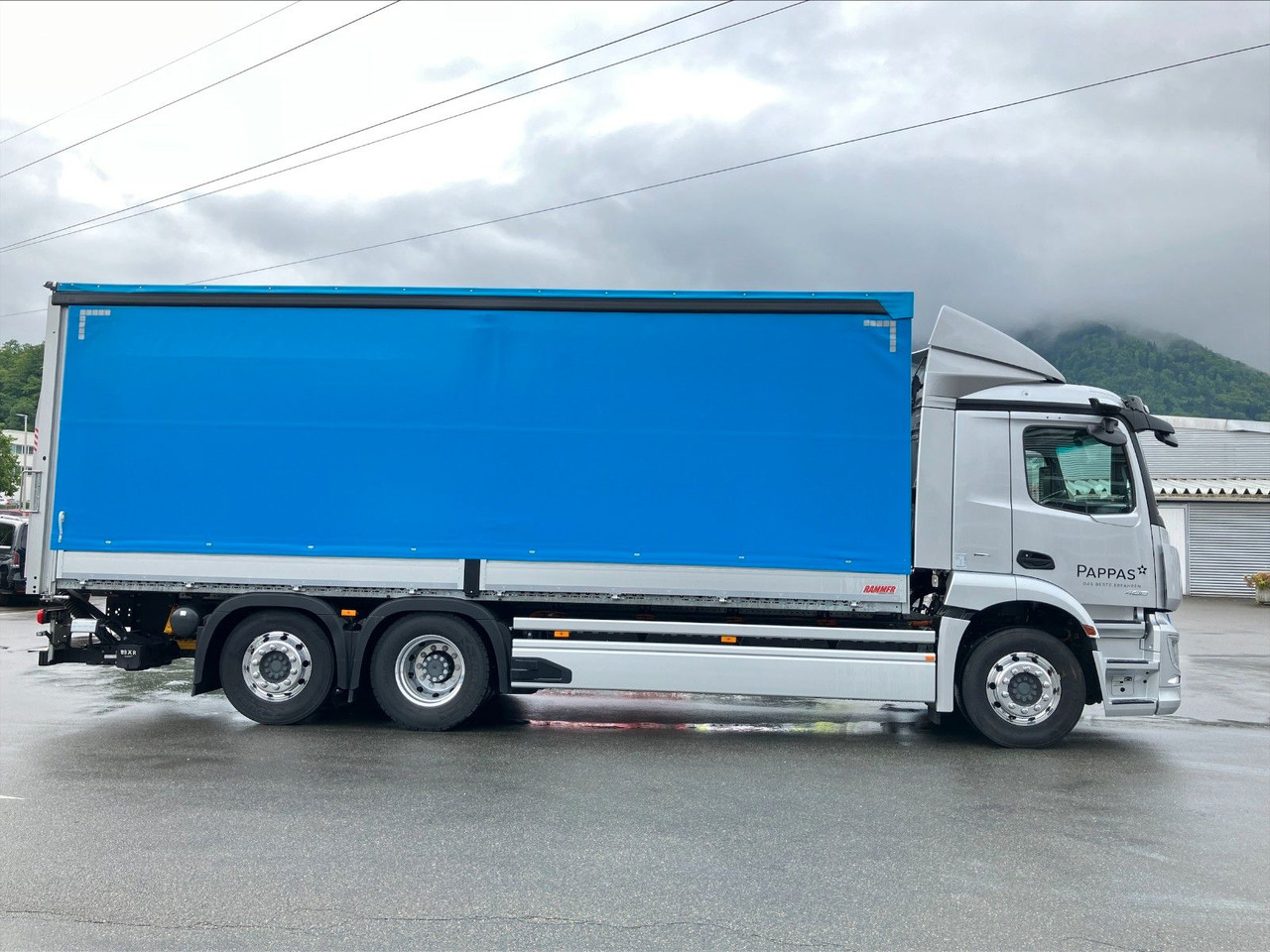Mercedes-Benz eActros 400L 6x2 - Тентованный грузовик, Электрогрузовик: фото 1 Mercedes-Benz eActros 400L 6x2 - Тентованный грузовик, Электрогрузовик: фото 1