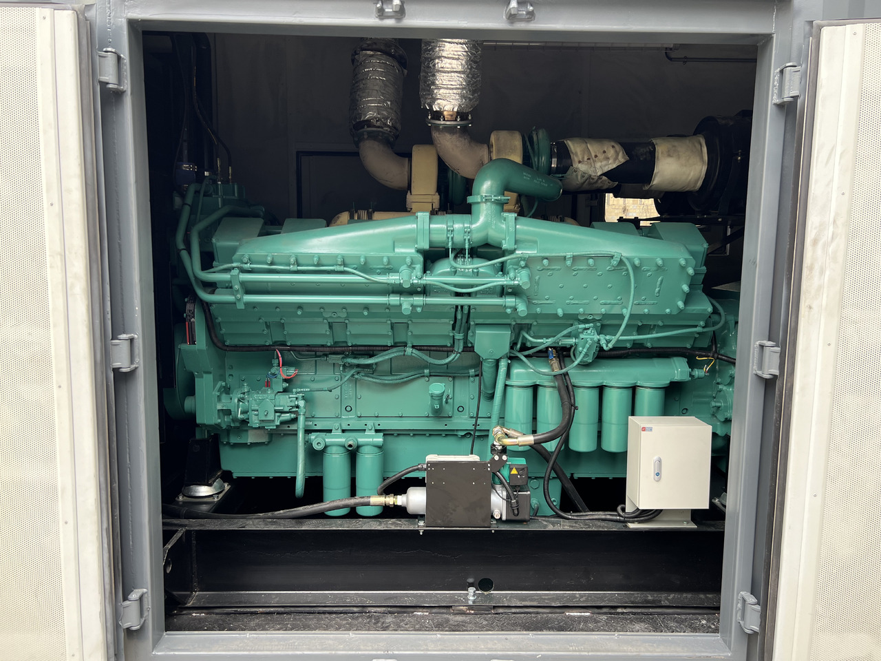 CUMMINS KTA50-G3 - Инструмент/ Оборудование: фото 2 CUMMINS KTA50-G3 - Инструмент/ Оборудование: фото 2