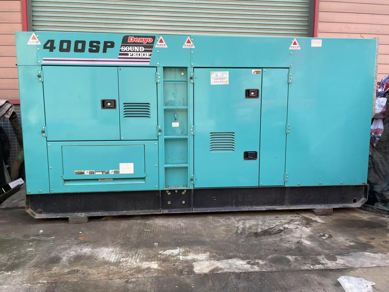 DENYO DCA-400SPK2 - Электрогенератор: фото 2 DENYO DCA-400SPK2 - Электрогенератор: фото 2