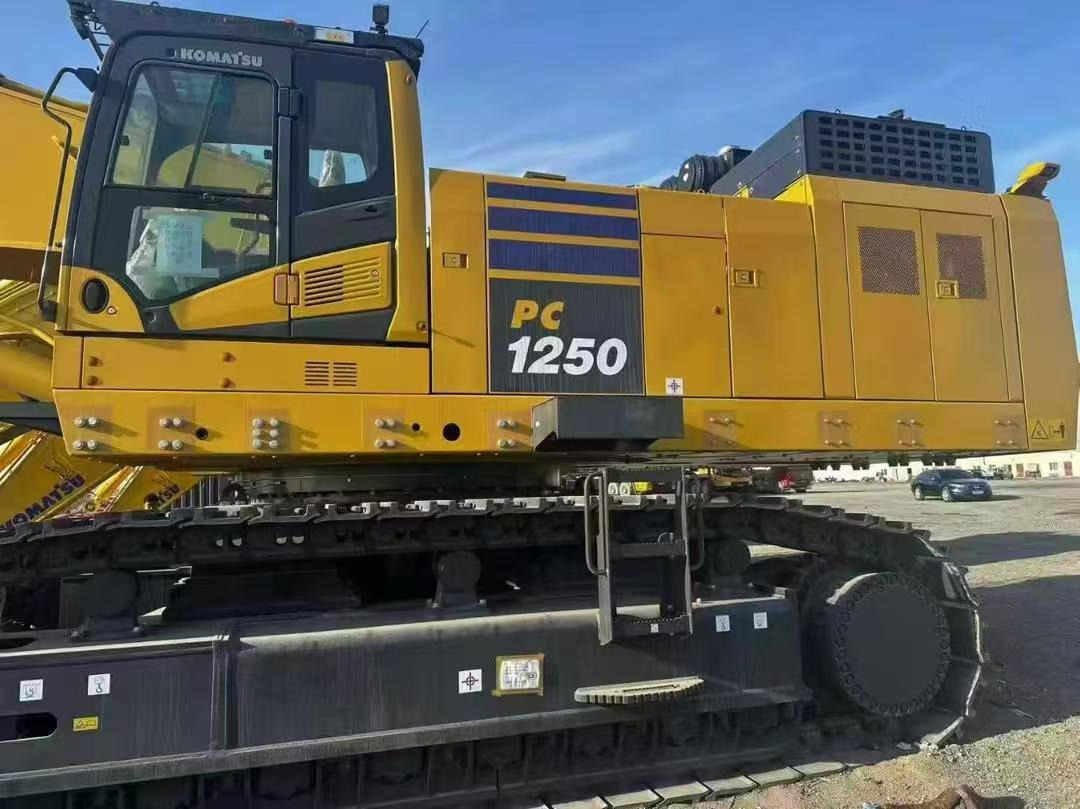 KOMATSU PC1250-11R - Гусеничный экскаватор: фото 2 KOMATSU PC1250-11R - Гусеничный экскаватор: фото 2