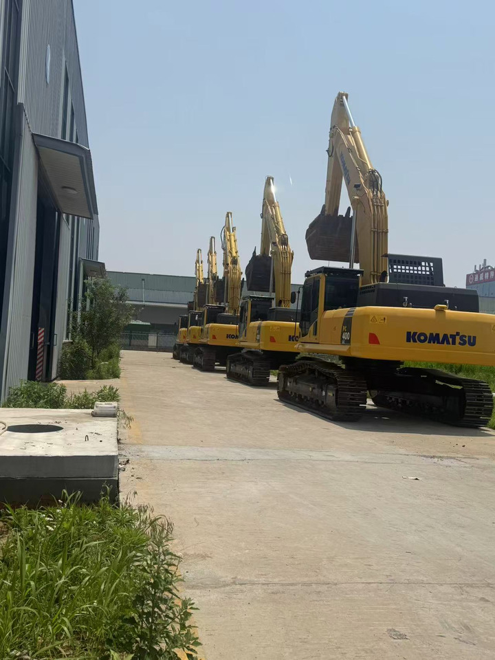 KOMATSU PC400 - Гусеничный экскаватор: фото 2 KOMATSU PC400 - Гусеничный экскаватор: фото 2