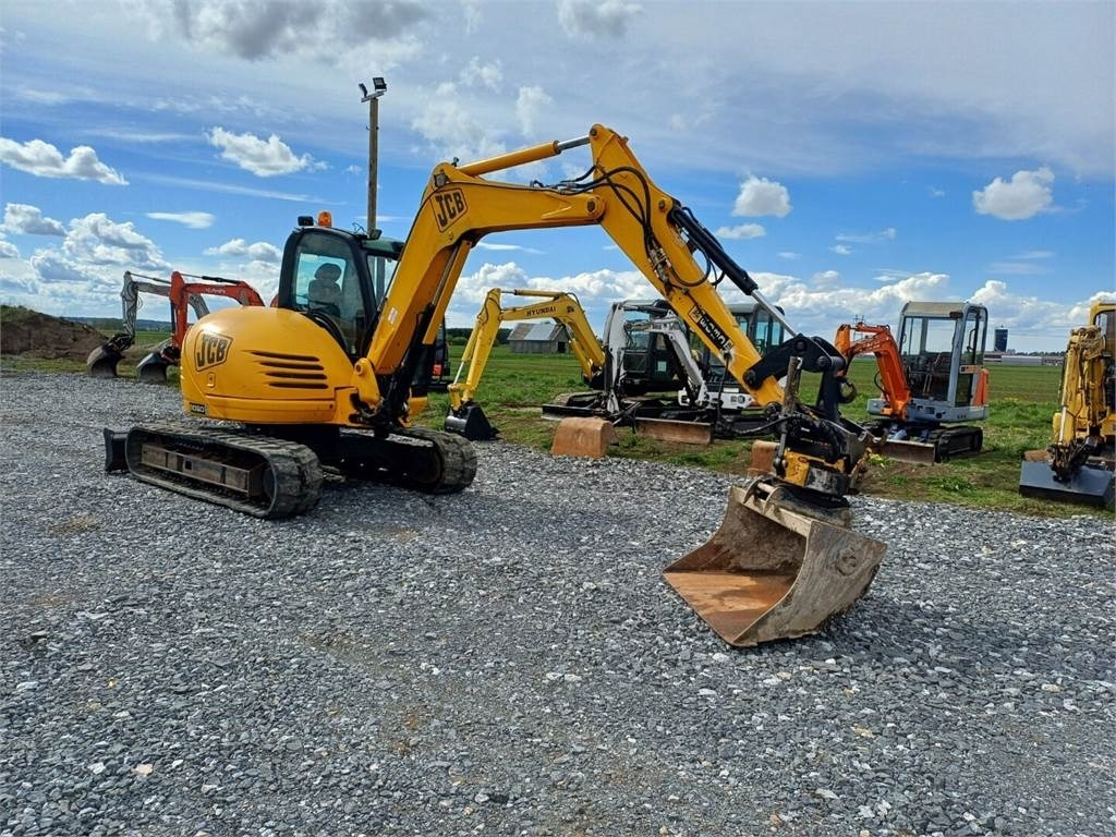 JCB 8080 pyörittäjällä - Мини-экскаватор: фото 5 JCB 8080 pyörittäjällä - Мини-экскаватор: фото 5