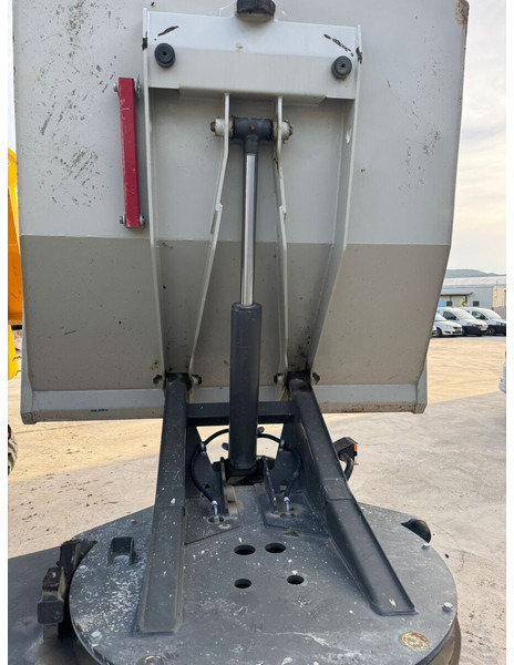 AUSA D 601 - Мини-самосвал: фото 4 AUSA D 601 - Мини-самосвал: фото 4