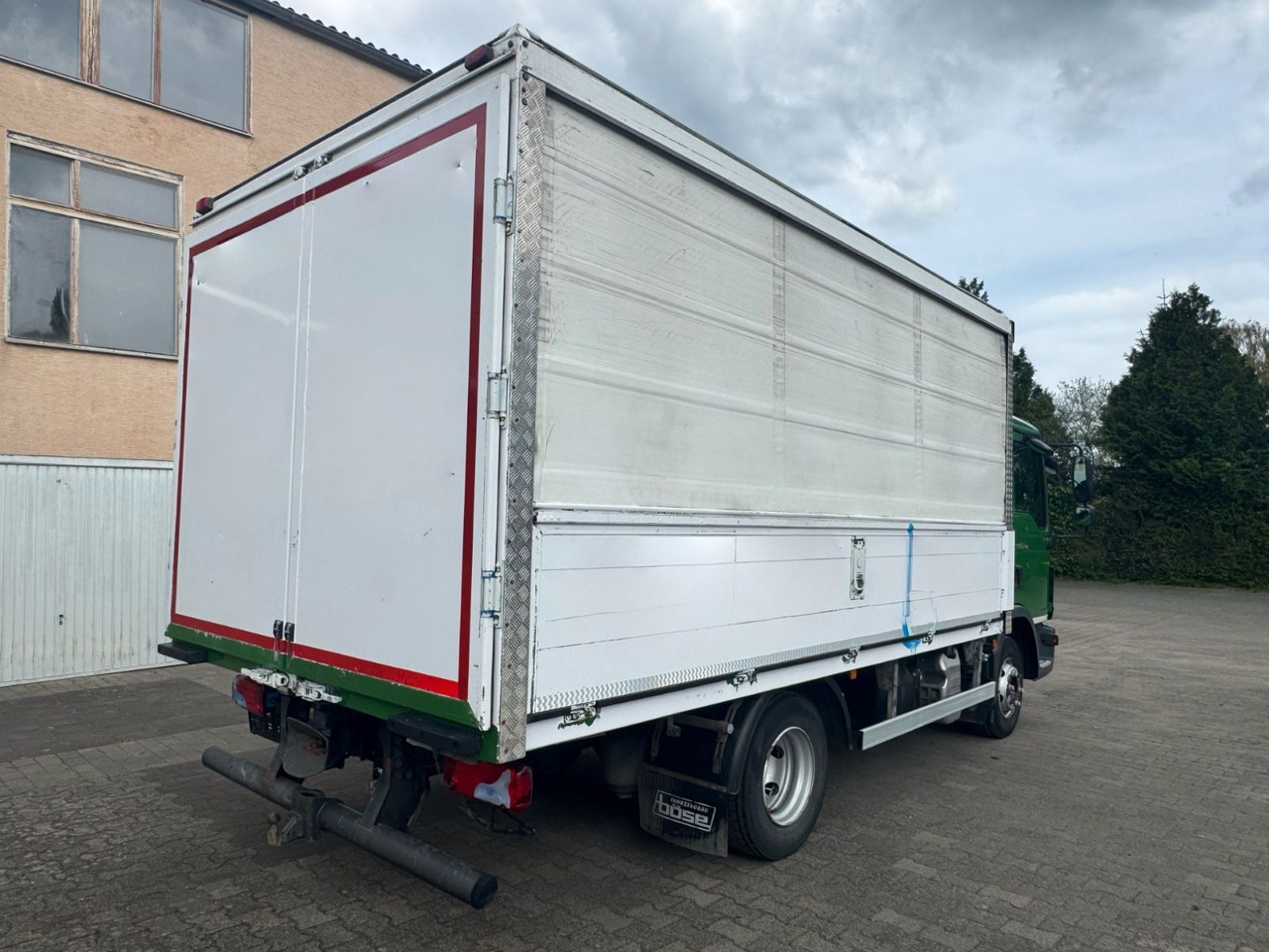 MAN TGL 8.180/2xAHK/Luft/Zertifiziert/Citylifter - Грузовик для перевозки напитков: фото 3 MAN TGL 8.180/2xAHK/Luft/Zertifiziert/Citylifter - Грузовик для перевозки напитков: фото 3