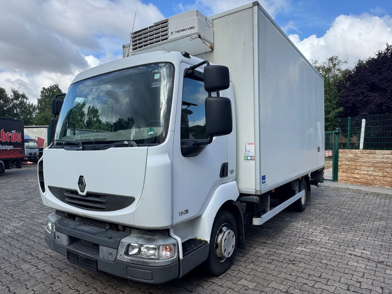 Renault MIDLUM 180/Thermo-King V-500/LBW - Фургон-рефрижератор: фото 2 Renault MIDLUM 180/Thermo-King V-500/LBW - Фургон-рефрижератор: фото 2