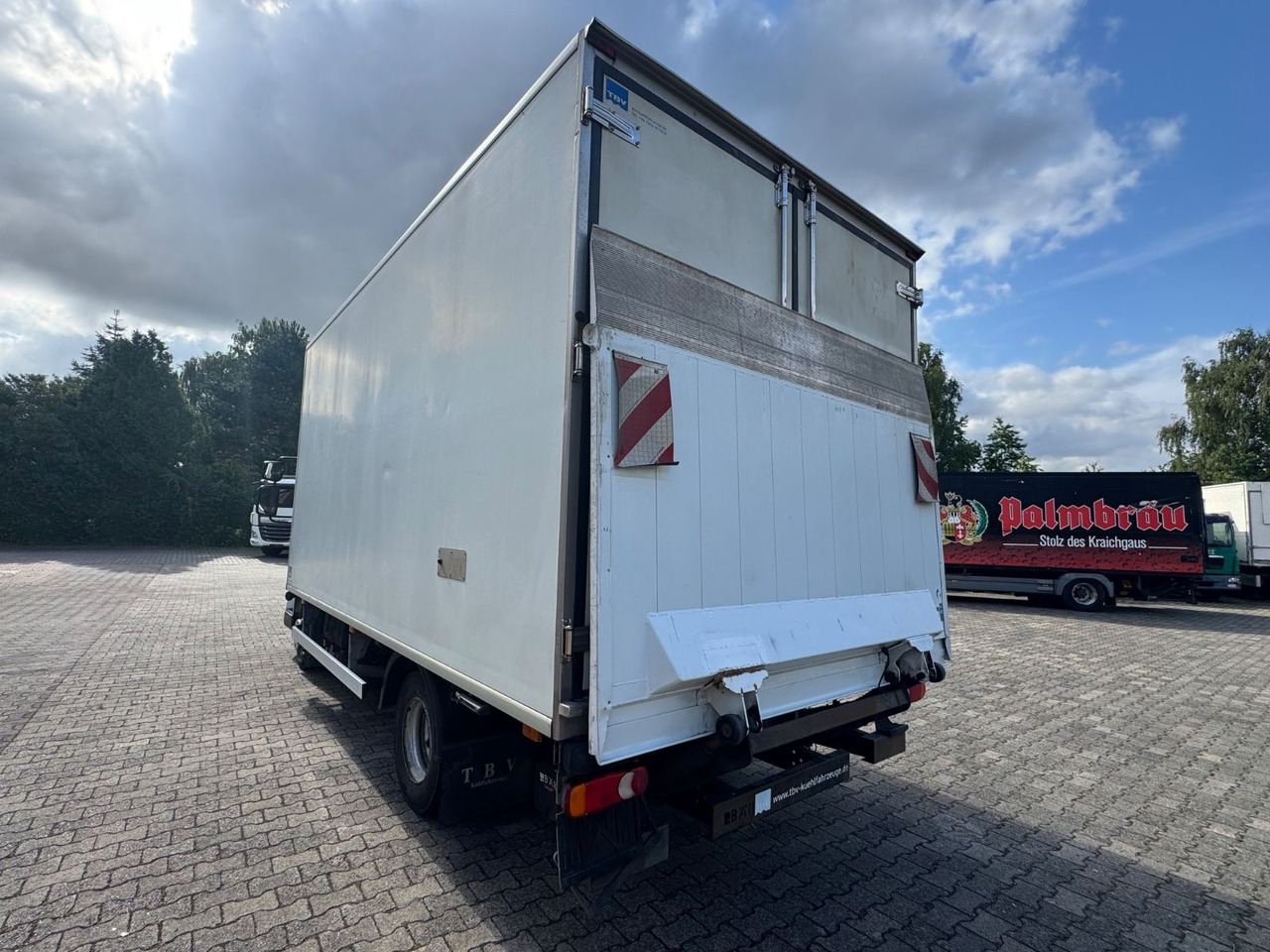 Renault MIDLUM 180/Thermo-King V-500/LBW - Фургон-рефрижератор: фото 3 Renault MIDLUM 180/Thermo-King V-500/LBW - Фургон-рефрижератор: фото 3