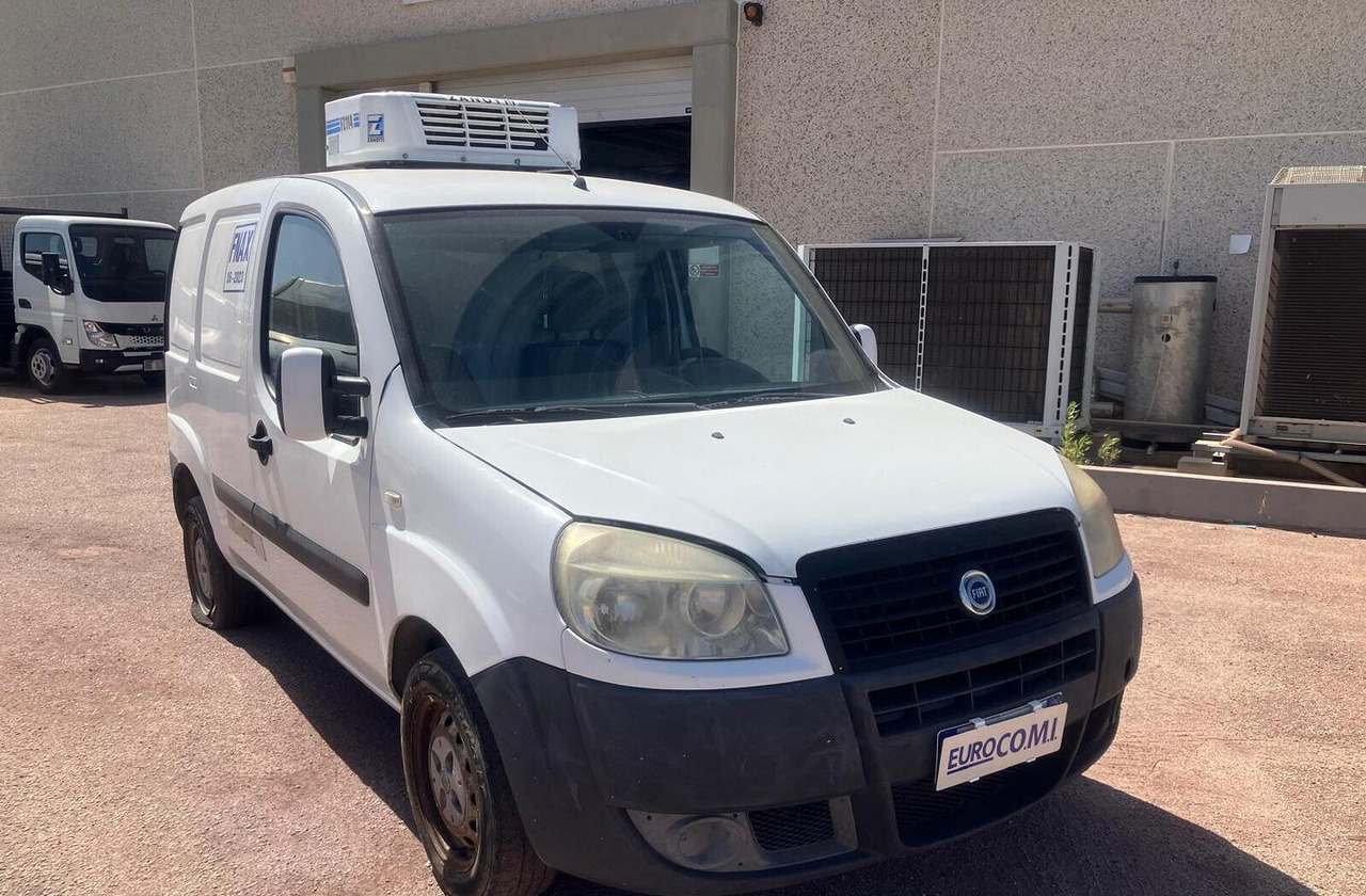 DOBLO' CON COIBENTAZIONE E GRUPPO FRIGO - Фургон-рефрижератор: фото 3 DOBLO' CON COIBENTAZIONE E GRUPPO FRIGO - Фургон-рефрижератор: фото 3
