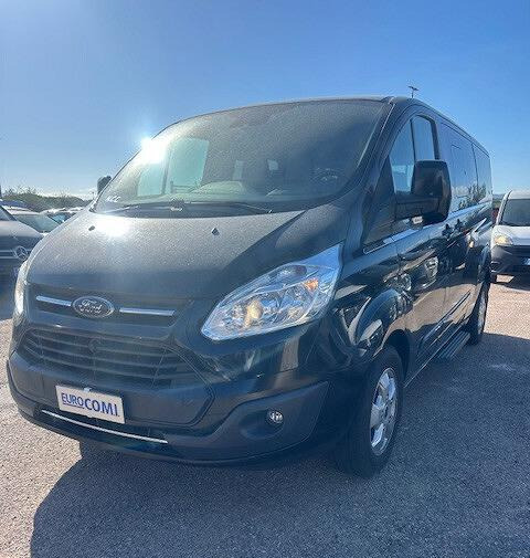 Ford Tourneo Custom Tourneo Custom 310 2.0 TDCi 17 - Легковой автомобиль: фото 1 Ford Tourneo Custom Tourneo Custom 310 2.0 TDCi 17 - Легковой автомобиль: фото 1