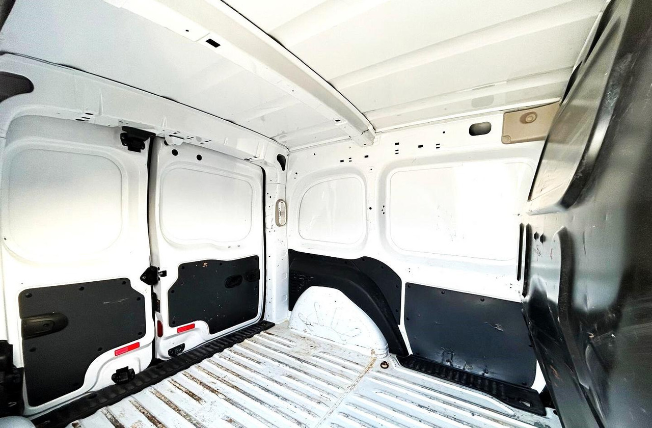 Легковой фургон Mercedes Benz Citan 111 cdi Long 3 posti: фото 11 Легковой фургон Mercedes Benz Citan 111 cdi Long 3 posti: фото 11