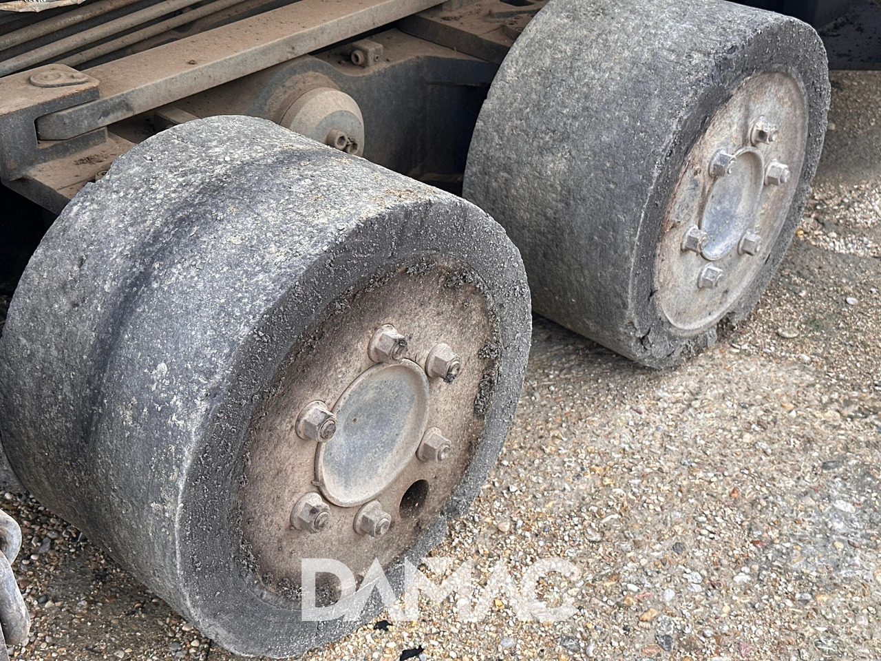 Асфальтоукладчик BOMAG BF600 P-2: фото 14 Асфальтоукладчик BOMAG BF600 P-2: фото 14