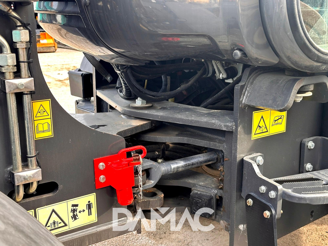 Колёсный погрузчик CASE 321F: фото 11 Колёсный погрузчик CASE 321F: фото 11