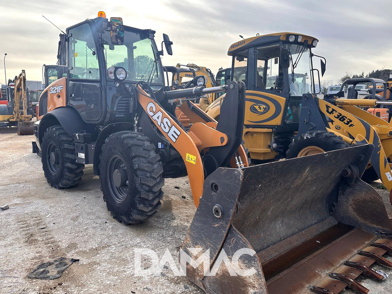 CASE 321F - Колёсный погрузчик: фото 1 CASE 321F - Колёсный погрузчик: фото 1