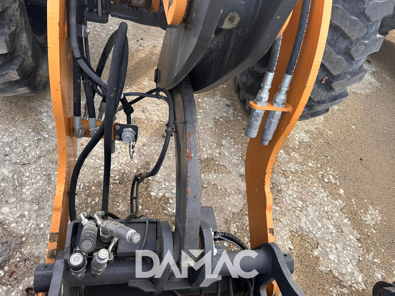 Колёсный погрузчик CASE 321F: фото 10 Колёсный погрузчик CASE 321F: фото 10