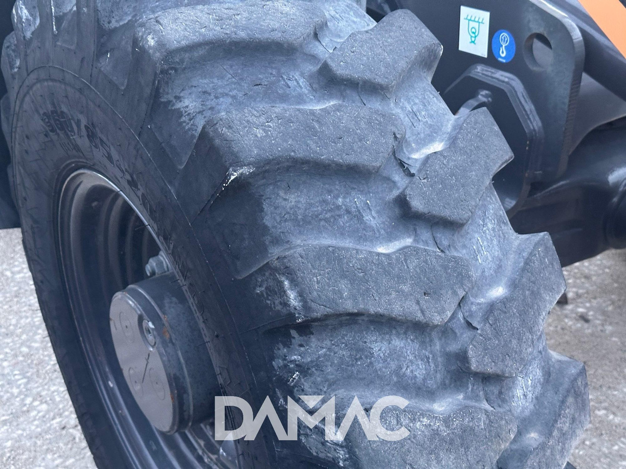 Колёсный погрузчик CASE 321F: фото 18 Колёсный погрузчик CASE 321F: фото 18