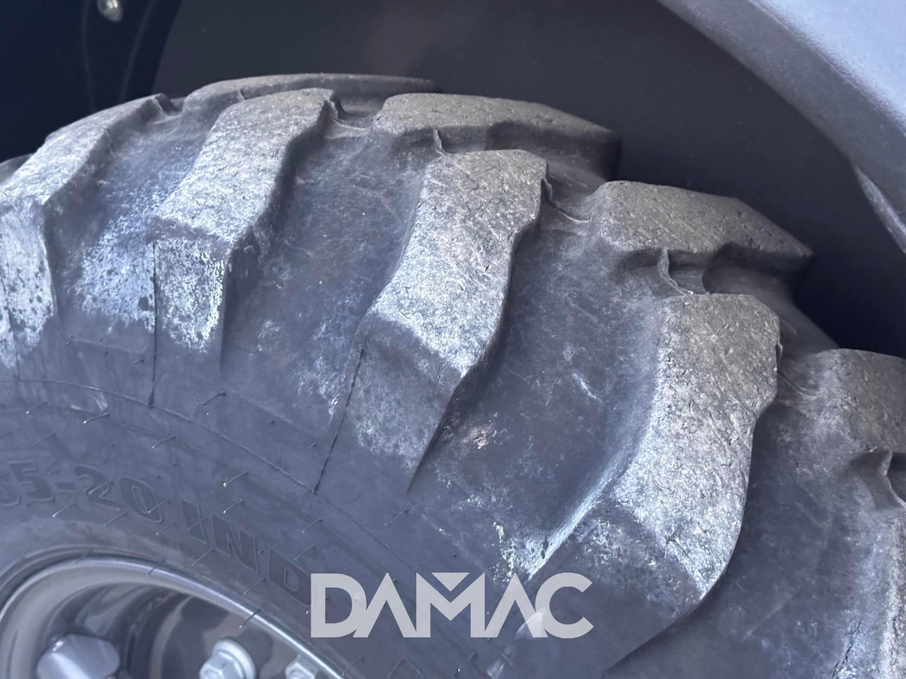 Колёсный погрузчик CASE 321F: фото 20 Колёсный погрузчик CASE 321F: фото 20