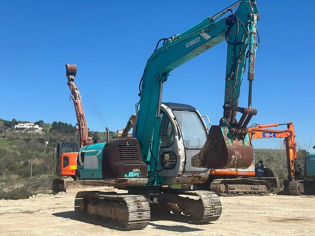 Kobelco SK60 - Экскаватор: фото 2 Kobelco SK60 - Экскаватор: фото 2