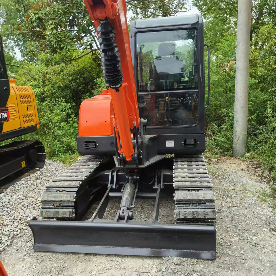Гусеничный экскаватор DOOSAN DH60: фото 6
