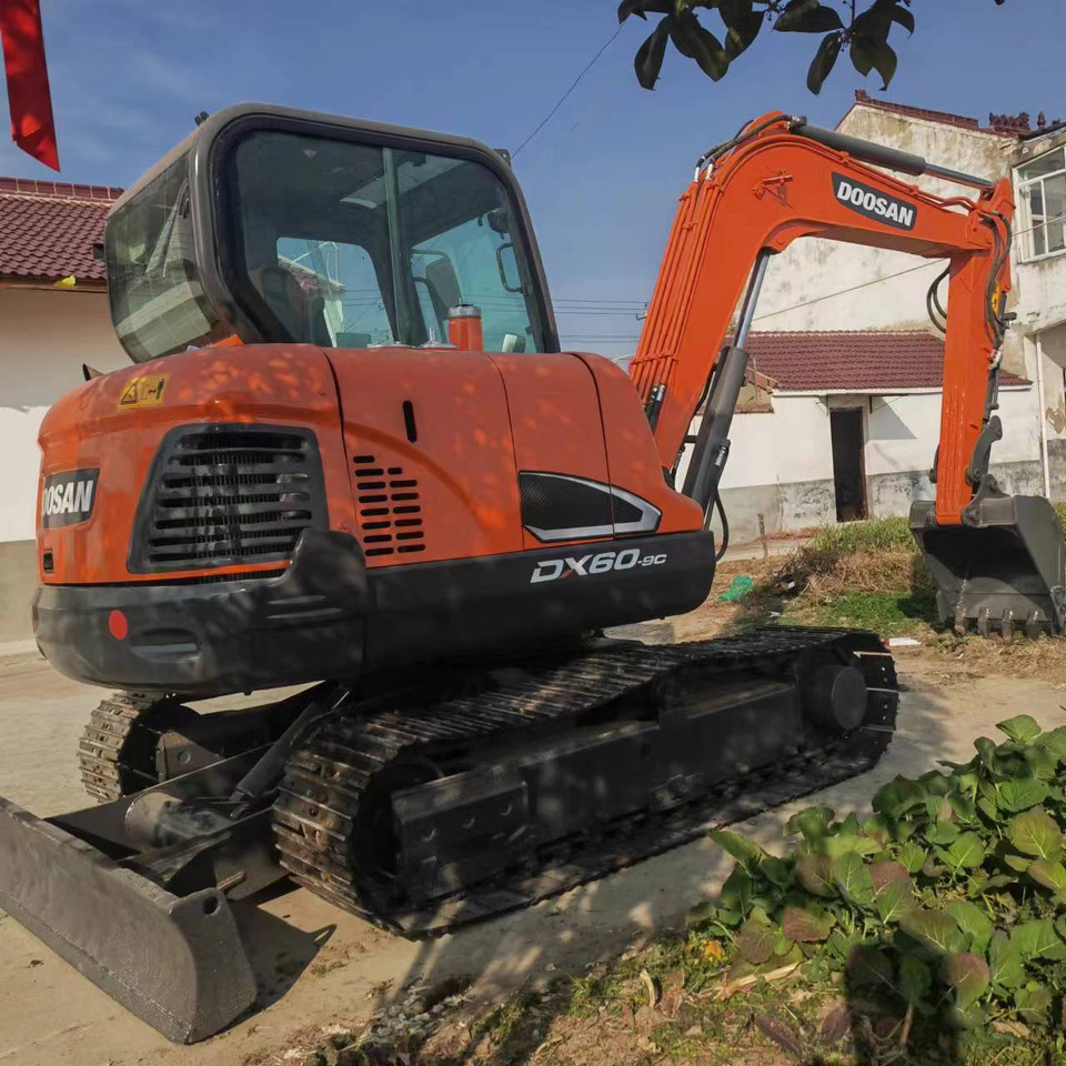 DOOSAN DX60 - Мини-экскаватор: фото 5 DOOSAN DX60 - Мини-экскаватор: фото 5