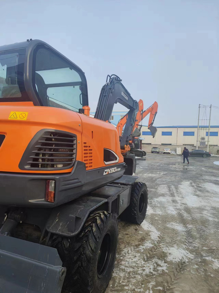 DOOSAN DX60w-9c - Мини-экскаватор: фото 5 DOOSAN DX60w-9c - Мини-экскаватор: фото 5