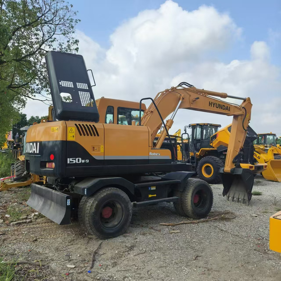 Hyundai R150W-7 - Колёсный экскаватор: фото 5 Hyundai R150W-7 - Колёсный экскаватор: фото 5