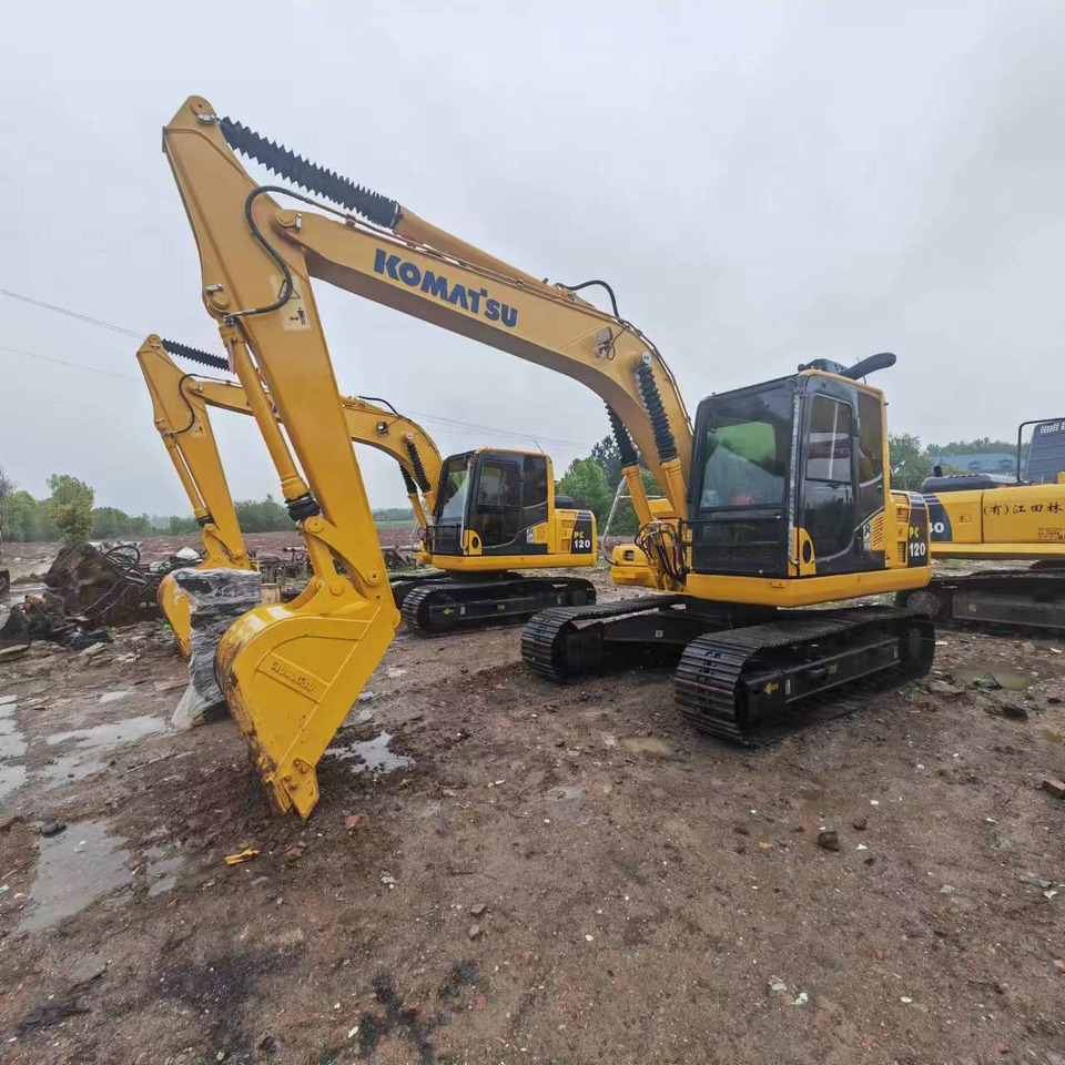 KOMATSU PC120 - Гусеничный экскаватор: фото 1 KOMATSU PC120 - Гусеничный экскаватор: фото 1