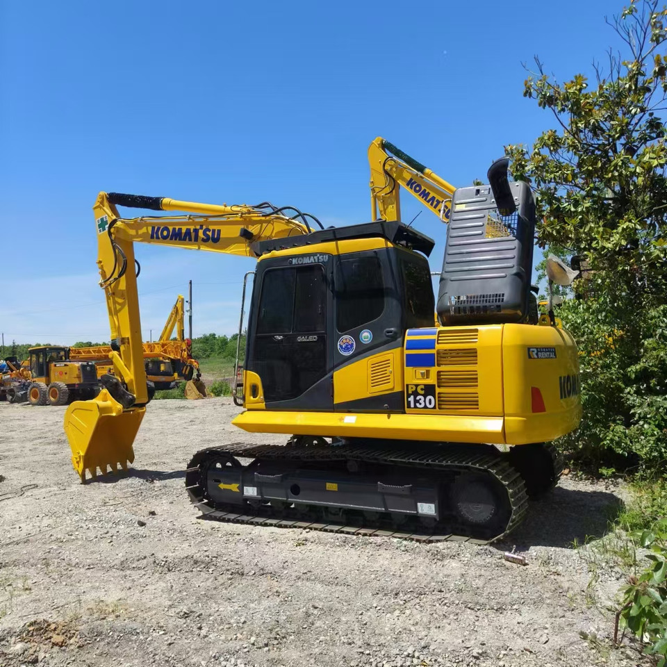 KOMATSU PC130 - Гусеничный экскаватор: фото 1 KOMATSU PC130 - Гусеничный экскаватор: фото 1